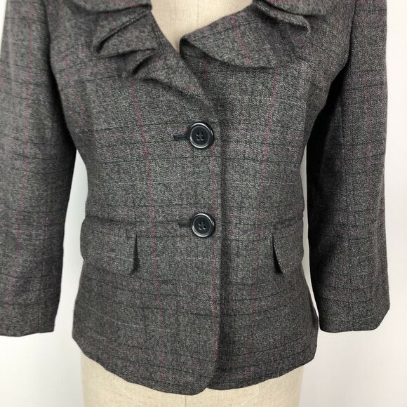 LOFT Jacket Womens Size 2 Ruffle Collar Grey 3/4 Sleeves 2 Button Lined Blazer - Picture 5 of 11